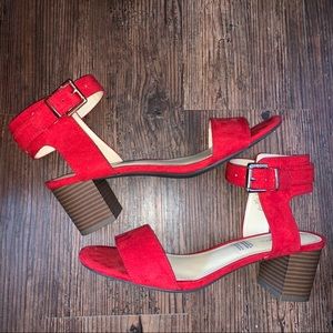 SOLD ON Ⓜ️Claiborne Red Eclipse Block Heels